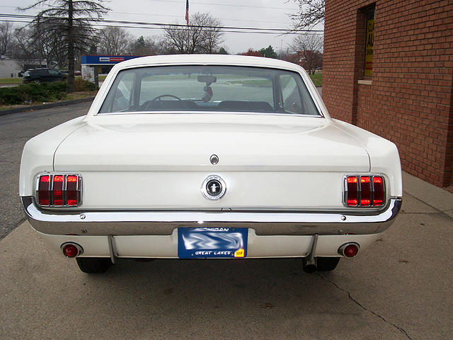 1965 FORD MUSTANG Troy MI 48083 Photo #0001576J