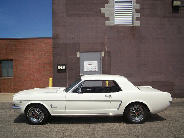 1965 FORD MUSTANG Troy MI 48083 Photo #0001577D