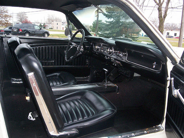 1965 FORD MUSTANG Troy MI 48083 Photo #0001577D