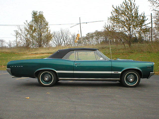 1966 PONTIAC LEMANS Troy MI 48083 Photo #0001599B