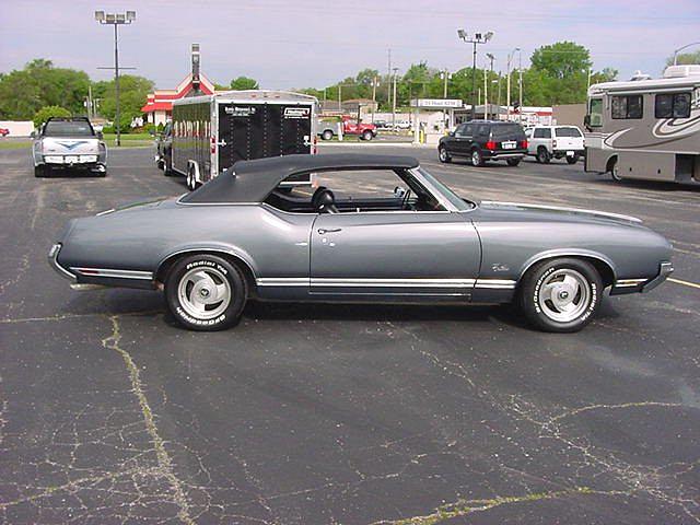 1970 OLDSMOBILE CUTLASS Davenport IA 52806 Photo #0001700A