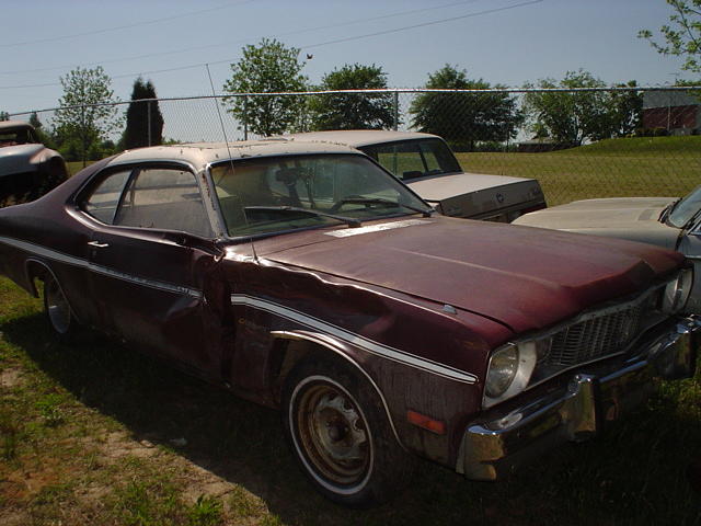 1975 PLYMOUTH DUSTER Gray Court SC 29645 Photo #0001857A