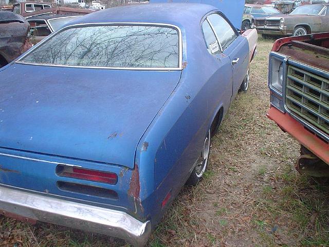 1971 PLYMOUTH DUSTER Gray Court SC 29645 Photo #0001884A