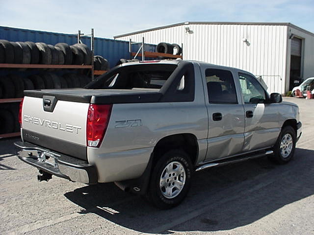 2004 Chevrolet Avalanche Z71 4x4 Rockville MN 56369 Photo #0002191A