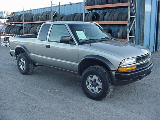 2000 Chevrolet S-10 Ext Cab LS ZR2 4x4 Rockville MN 56369 Photo #0002196A