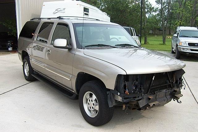 2001 Chevrolet Suburban 1500 Romeo MI 48065 Photo #0002214A