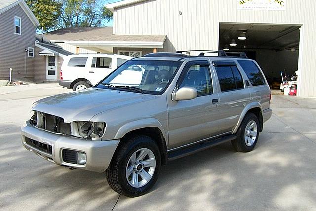 2003 Nissan Pathfinder Romeo MI 48065 Photo #0002234A