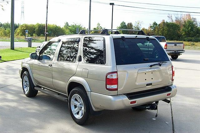 2003 Nissan Pathfinder Romeo MI 48065 Photo #0002235A