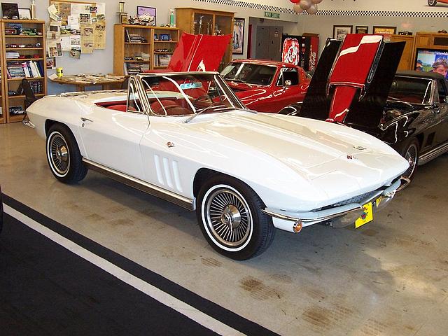 1966 Chevrolet Corvette Roadster Fort Myers FL 33901 Photo #0002415A