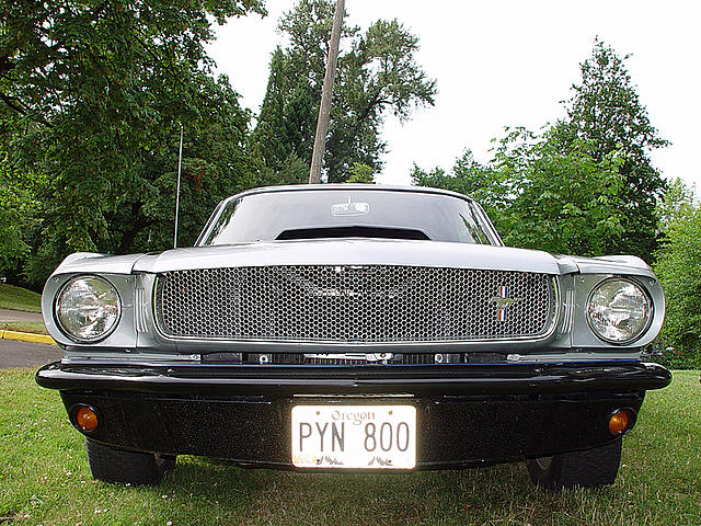 1965 FORD MUSTANG Eugene OR 97403 Photo #0003354A