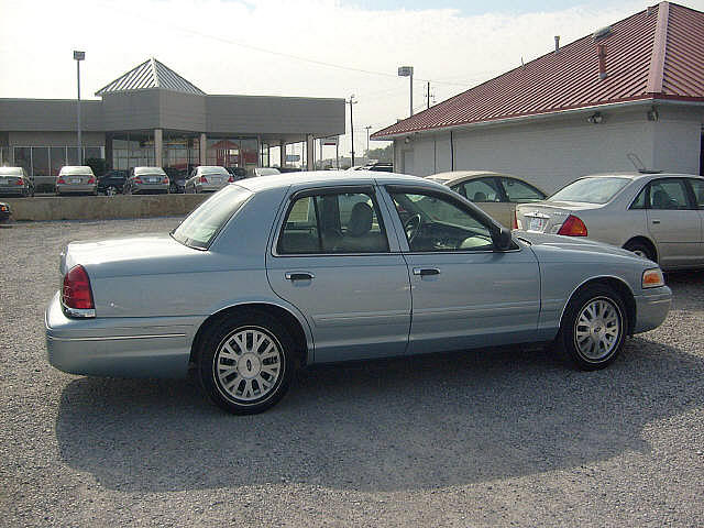 2004 Ford Crown Victoria LX Montgomery AL 36117 Photo #0004247A