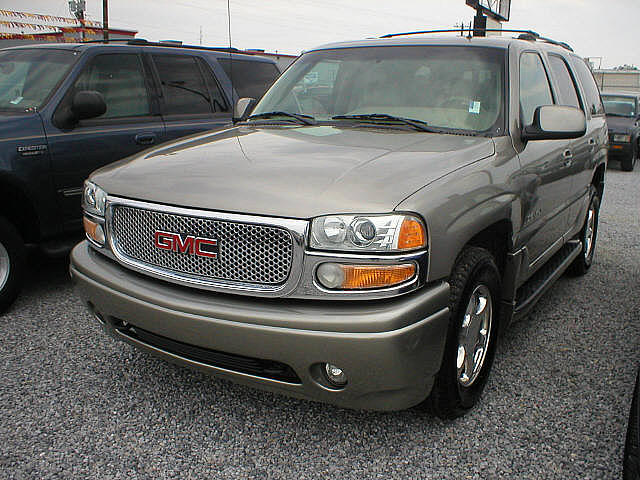 2002 GMC YUKON DENALI Montgomery AL 36117 Photo #0004254A