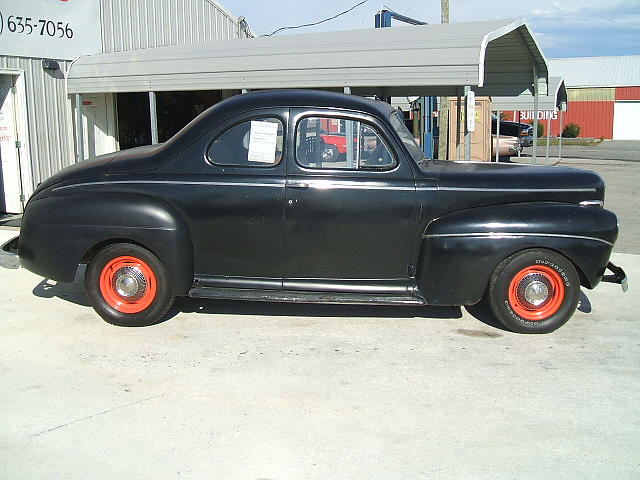 1941 FORD COUPE Staunton IL 62088 Photo #0004453A