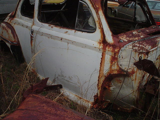 1947 FORD DELUXE Gray Court (near Greenville) SC 29645 Photo #0004567A