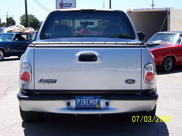 2001 FORD LIGHTNING Clinton Township MI 48035 Photo #0004718A