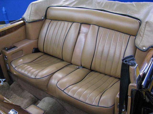 1986 ROLLS ROYCE CORNICHE II Houston TX 77057 Photo #0004744A