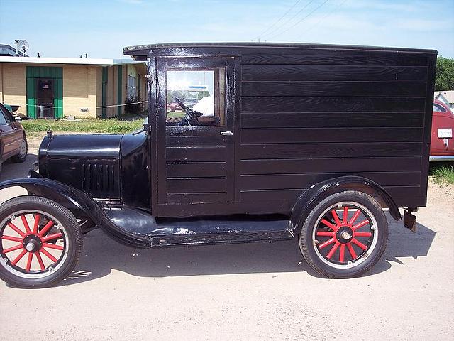 1925 FORD MODEL T Watertown MN 55388 Photo #0004879A