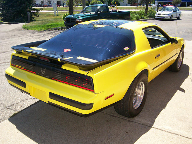 1987 PONTIAC FIREBIRD Troy MI 48084 Photo #0004992A