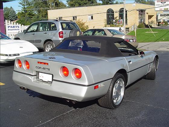 1988 CHEVROLET CORVETTE Downers Grove IL 60515 Photo #0005028A