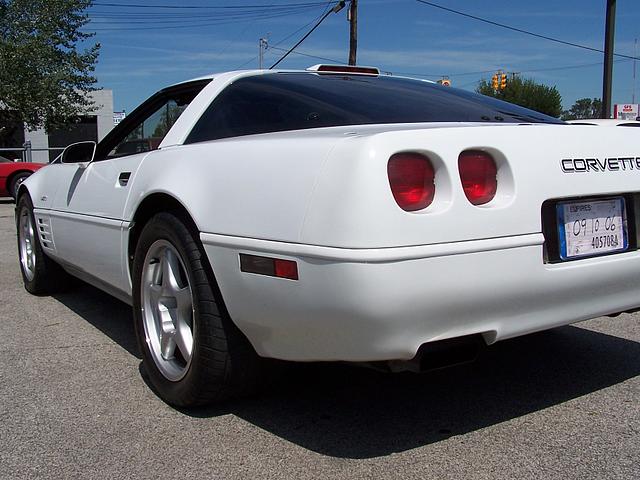 1992 CHEVROLET CORVETTE ZR-1 Clinton Township MI 48035 Photo #0005036A