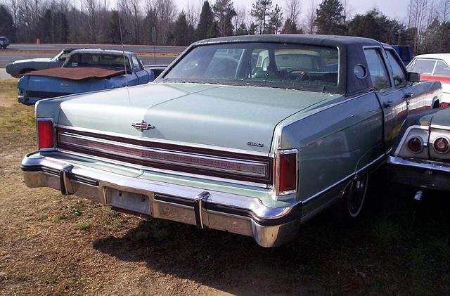 1977 LINCOLN TOWN CAR Gray Court (near Greenville) SC 29645 Photo #0005110A