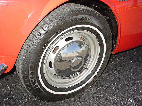 1969 DATSUN 1600 Spring Grove IL 60081 Photo #0005498A