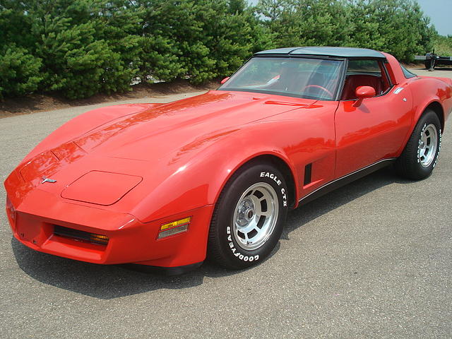 1980 CHEVROLET CORVETTE Hamilton OH 45011 Photo #0005640A