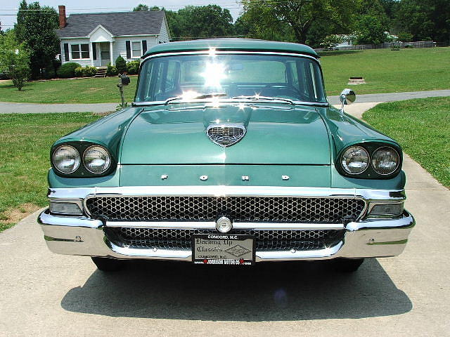 1958 FORD COUNTRY SEDAN Concord NC 28027 Photo #0005695A