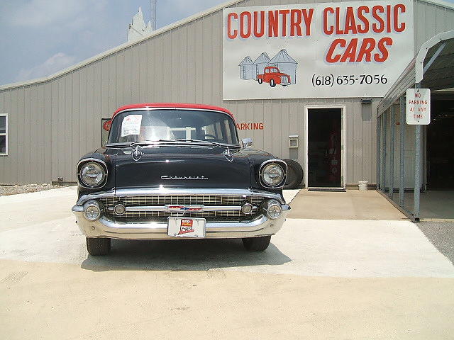 1957 CHEVROLET WAGON Staunton IL 62088 Photo #0005845A