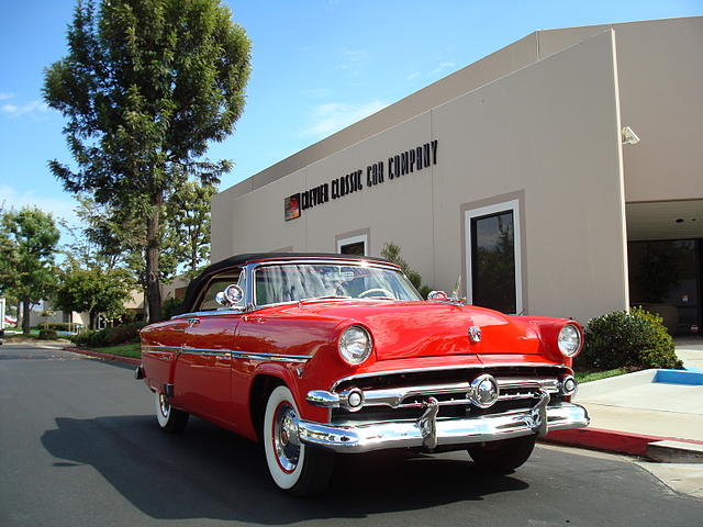 1954 FORD CRESTLINE Santa Ana CA 92705 Photo #0005932A