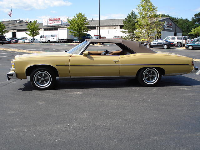 1975 PONTIAC GRAND VILLE Hanover MA 02339 Photo #0005973A