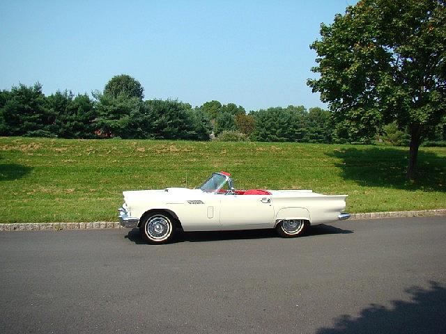 1957 FORD THUNDERBIRD Gladstone NJ 07934 Photo #0006005A