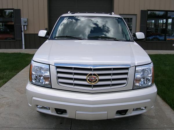 2004 CHEVROLET ESCALADE North Canton OH 44720 Photo #0006287A