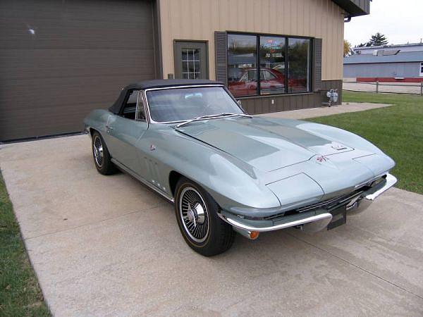 1966 CHEVROLET COVETTE North Canton OH 44720 Photo #0006515A