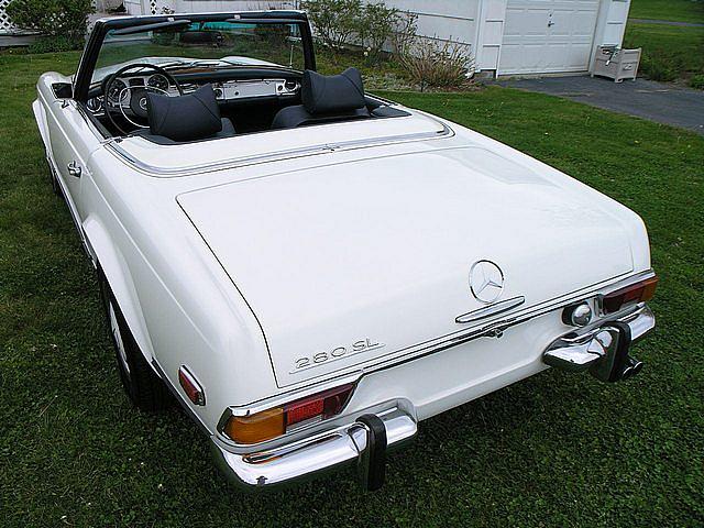 1970 MERCEDES BENZ 280SL Southampton NY 11968 Photo #0007240A