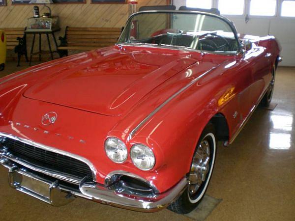 1962 CHEVROLET CORVETTE North Canton OH 44720 Photo #0007276A