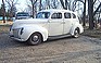 1939 FORD DELUXE.