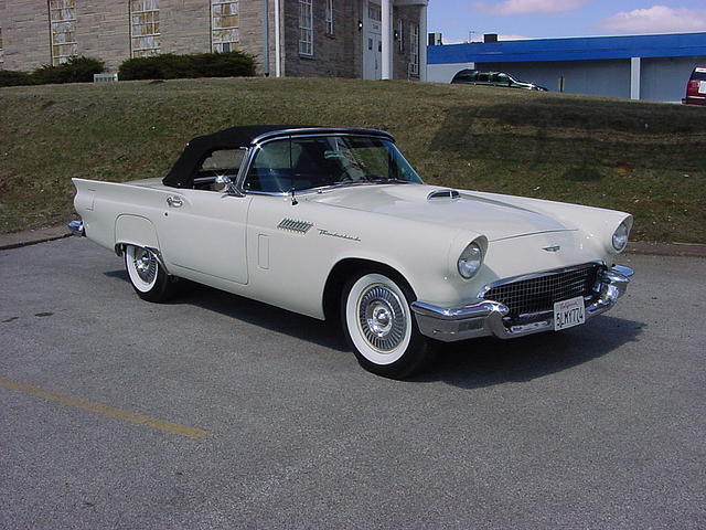 1957 FORD THUNDERBIRD Davenport IA 52806 Photo #0007387A