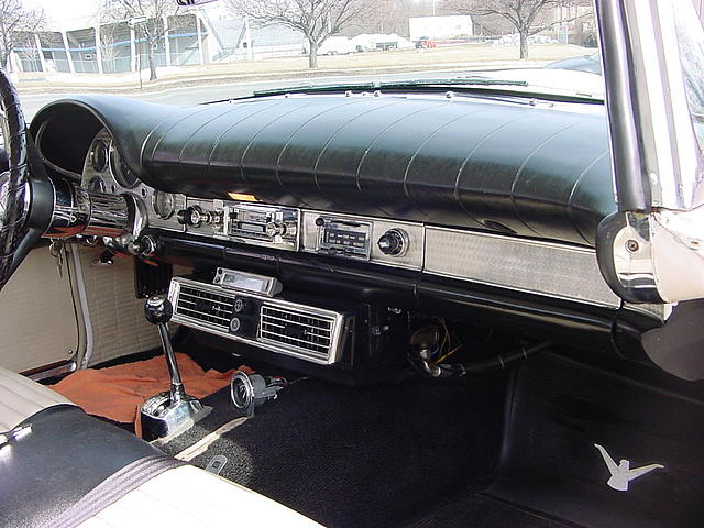 1957 FORD THUNDERBIRD Davenport IA 52806 Photo #0007387A