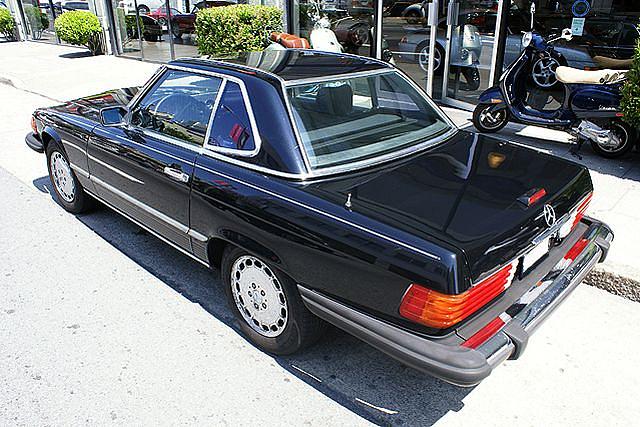 1989 MERCEDES-BENZ 560SL San Francisco CA 94109 Photo #0008113A