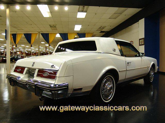 1985 BUICK RIVIERA Fairmont City IL 62201 Photo #0008248A