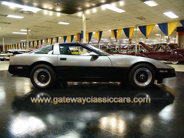 1986 CHEVROLET CORVETTE Fairmont City IL 62201 Photo #0008496A