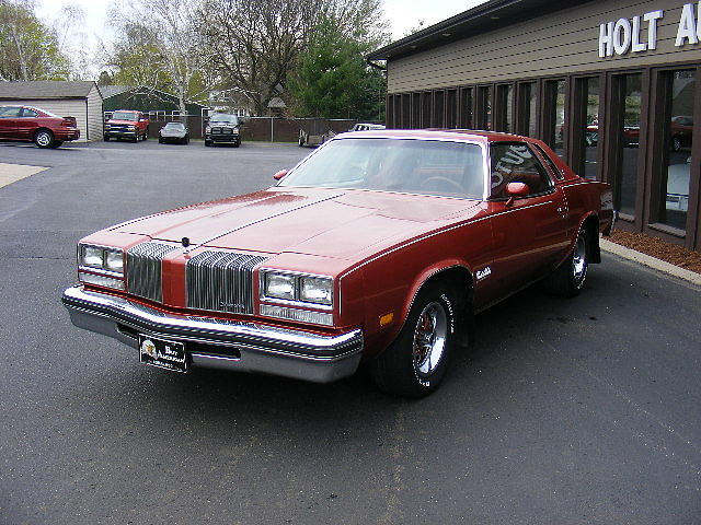 1977 OLDSMOBILE CUTLASS SALON Holt MI 48842 Photo #0008667A