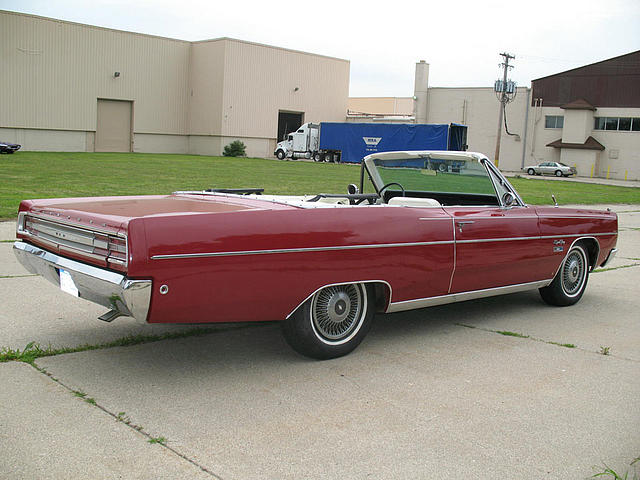 1968 PLYMOUTH SPORT FURY Troy MI 48084 Photo #0008864A