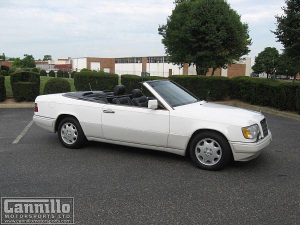 1994 MERCEDES BENZ E320 Deer Park NY 11729 Photo #0009917A