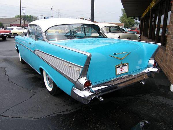 1957 CHEVROLET BELAIR North Canton OH 44720 Photo #0010525A