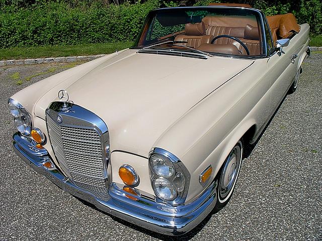 1969 MERCEDES BENZ 280SE Southampton NY 11968 Photo #0010560A