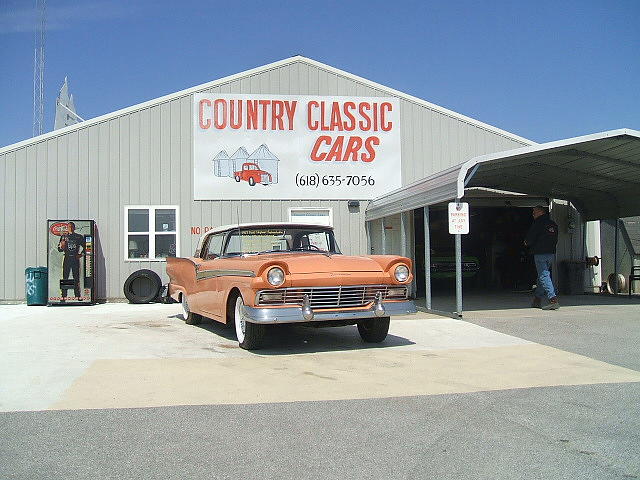 1957 FORD FAIRLANE Staunton IL 62088 Photo #0010615A