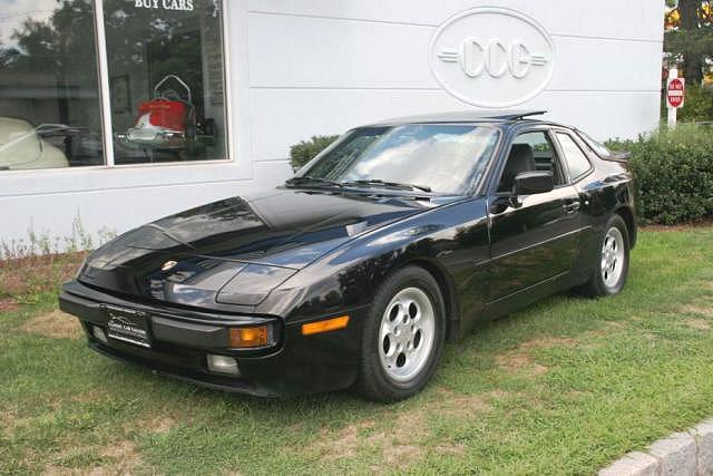 1986 PORSCHE 944 Southport CT 06890 Photo #0011044A