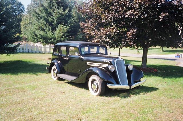 1935 GRAHAM 6-73 SEDAN Manchester CT 06040 Photo #0011174A